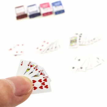 Visoko Quality1 Set Mini 1:12 Lutke Miniature Poker Doma Dekoracijo Poker Karte, Igranje Igre za BJD Kurhn Lutka Dodatki